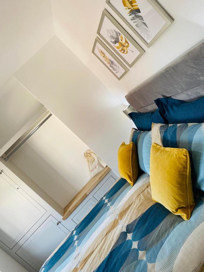 Lees Lookout Holt ,2 Bedroom Luxury Apartment With Private Parking מראה חיצוני תמונה