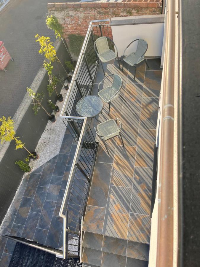 Lees Lookout Holt ,2 Bedroom Luxury Apartment With Private Parking מראה חיצוני תמונה